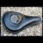 ASIENTO SOLO SKULL IRON UNIVERSAL HARLEY DAVIDSON NEGRO ASIENTO SOLO SKULL IRON UNIVERSAL HARLEY DAVIDSON NEGRO