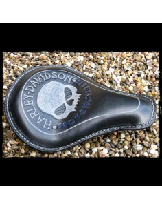 ASIENTO SOLO SKULL IRON BLUE UNIVERSAL HARLEY DAVIDSON NEGRO