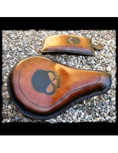 TACO ASIENTO PIEL VENTOSAS SKULL LEATHER UNIVERSAL