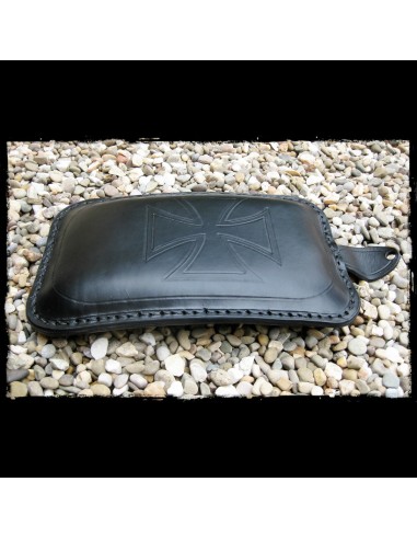 TACO ASIENTO PIEL VENTOSAS CRUZ MALTA BLACK UNIVERSAL