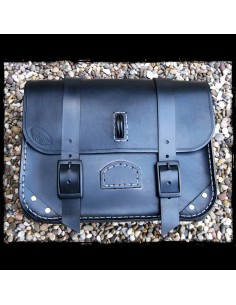 ALFORJA CUERO NEGRO MEDIANA UNIVERSAL