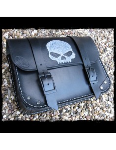 ALFORJA CUERO NEGRO SKULL MEDIANA UNIVERSAL
