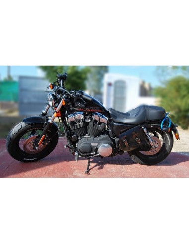 ALFORJA BASCULANTE LEGION VINTAGE PARA HD SPORTSTER ALFORJA BASCULANTE LEGION VINTAGE PARA HD SPORTSTER