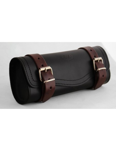 RULO MEDIANO PLANO BASICO NEGRO CORREAS MARRÓN 29X12X9CM