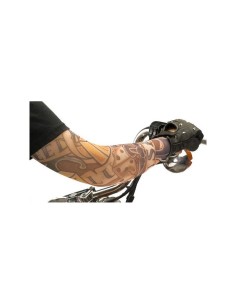 TATUAJE TRIBAL NEGRO CON TIGRE PARA BRAZO